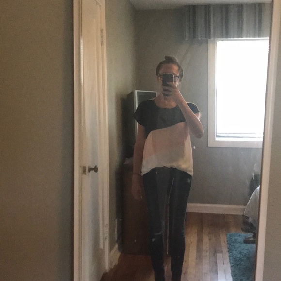 Blouse - Picture 4 of 4